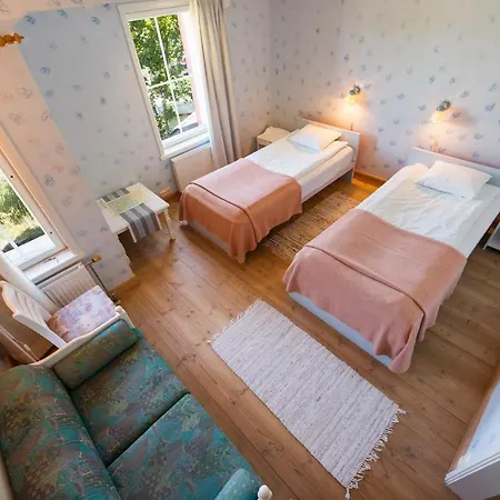 Brudhaell & Restaurant Kökar