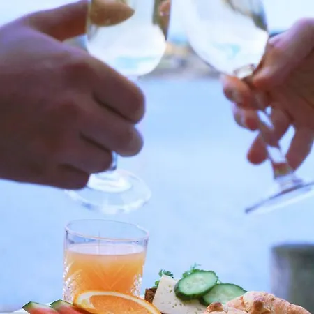 Brudhaell & Restaurant Отель Kokar