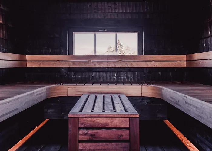 Brudhaell & Restaurant Hotel *